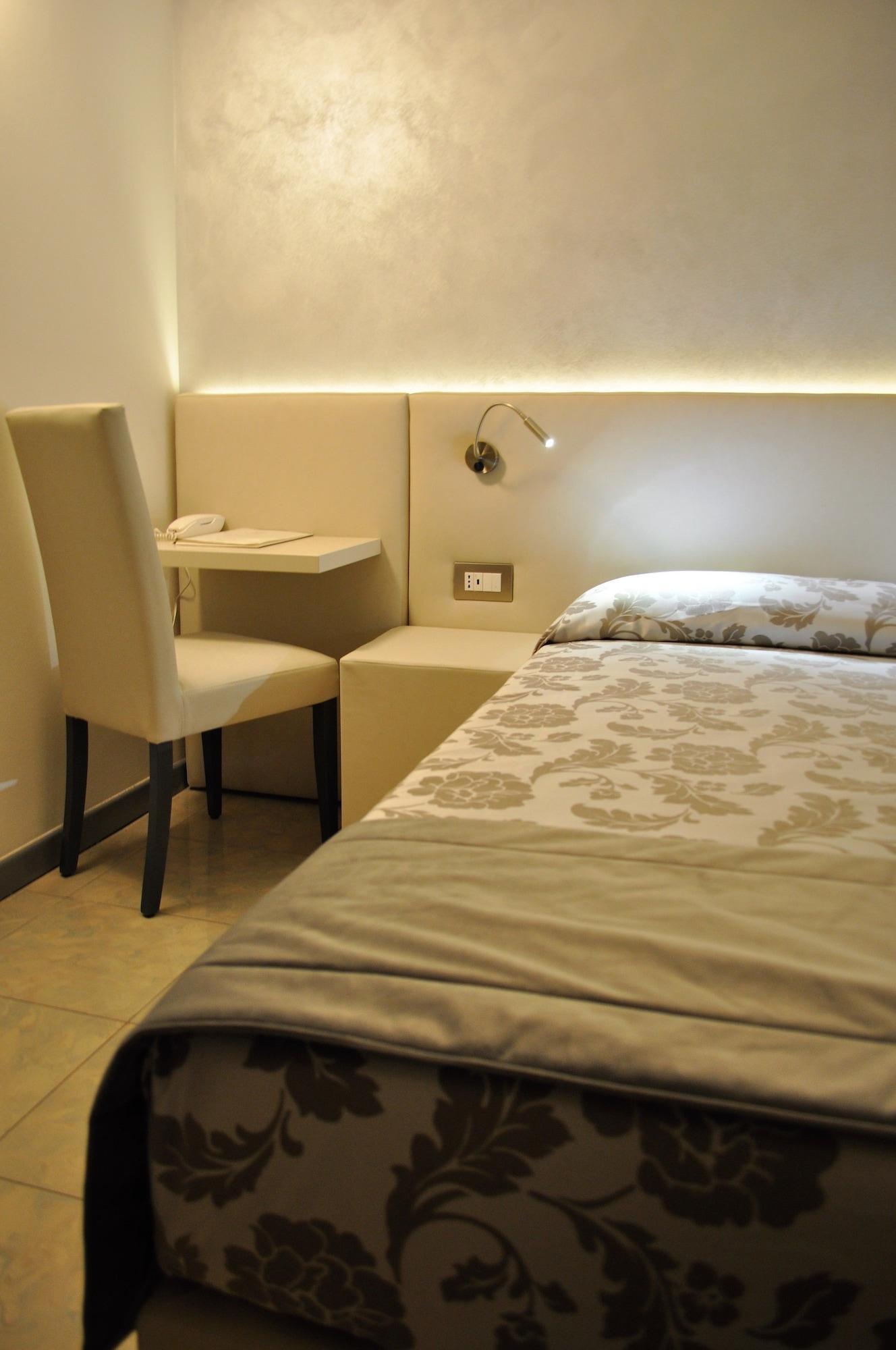 Hotel Garibaldi 3*